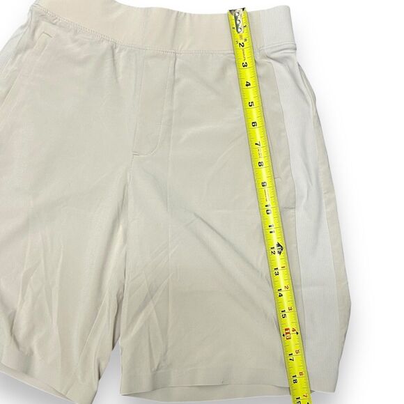 Athleta Shorts Womens Size 2 Beige BROOKLYN BERMUDA 9" Shorts Pull On Stretch - Picture 5 of 10